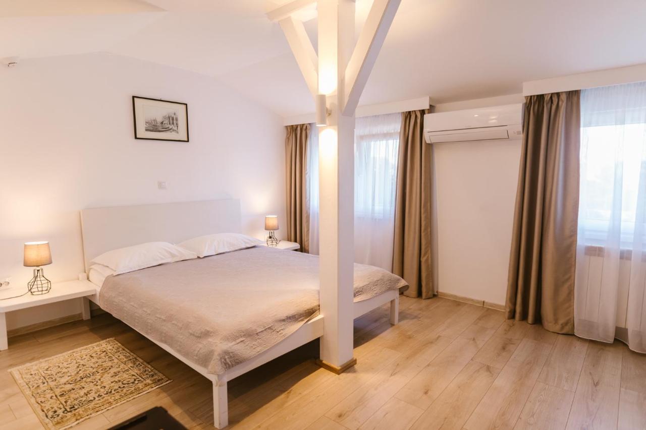 Villa Helvetia Targu Mures Ngoại thất bức ảnh