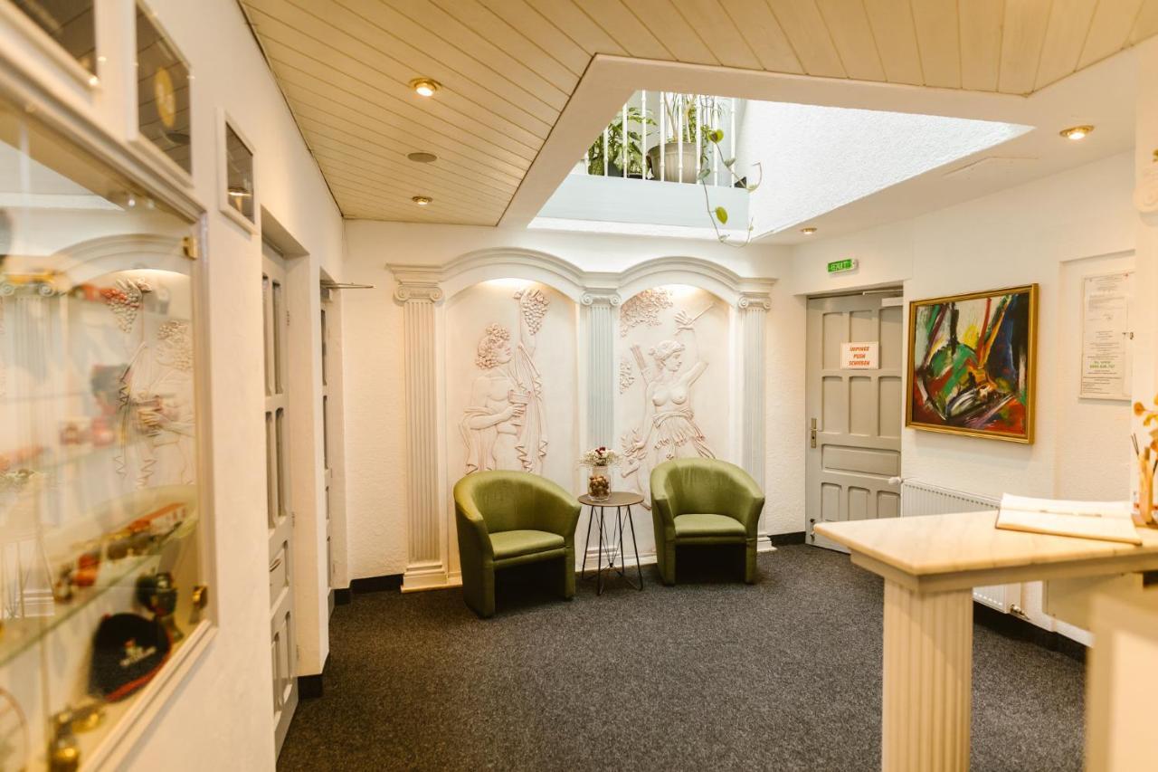 Villa Helvetia Targu Mures Ngoại thất bức ảnh