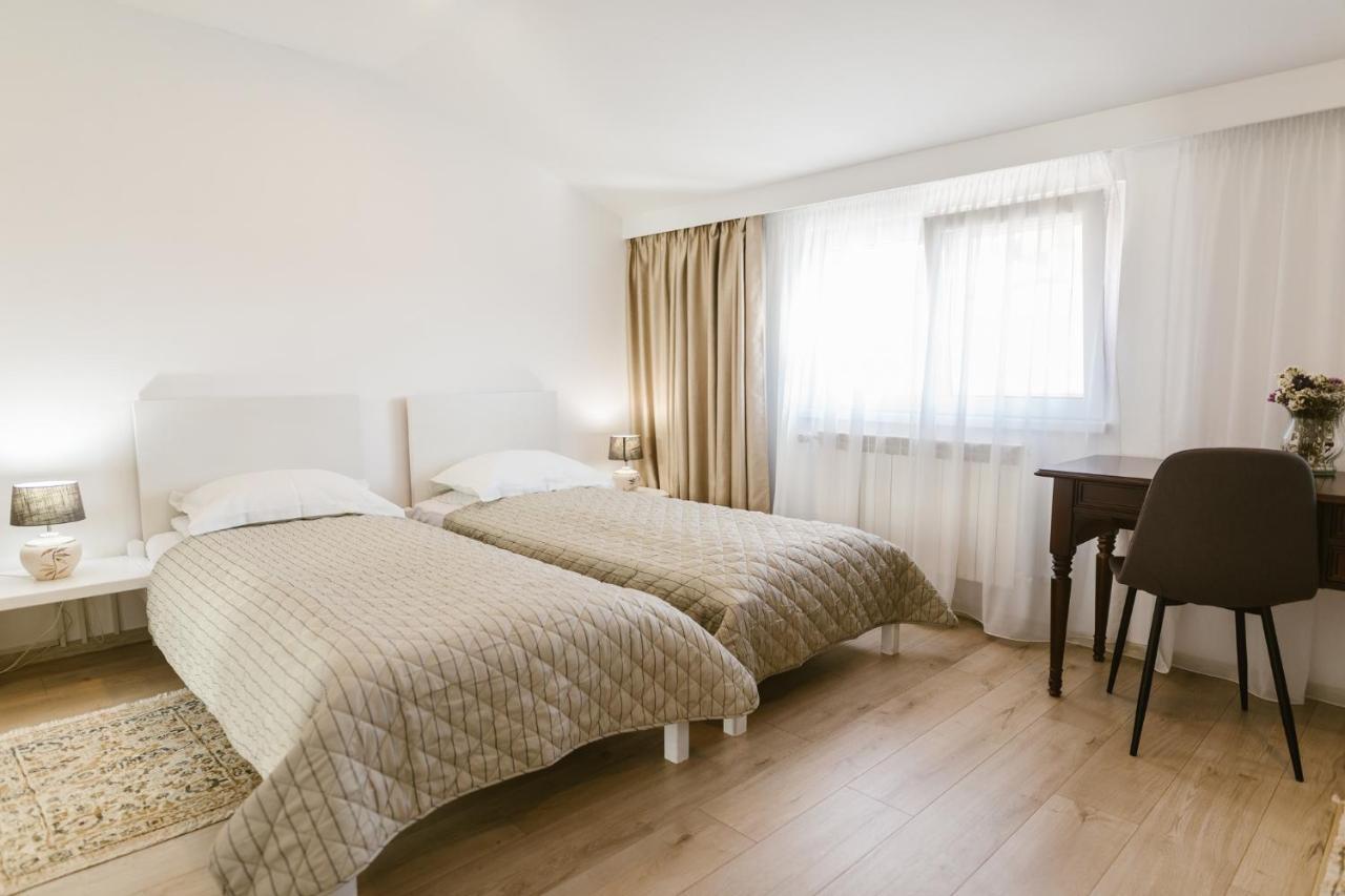 Villa Helvetia Targu Mures Ngoại thất bức ảnh